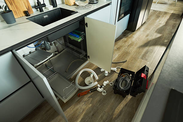 24/7 Emergency Toilet Repair experts in Emmett, MI